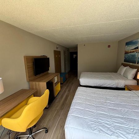 Days Hotel By Wyndham Williamsburg I-64 Екстериор снимка