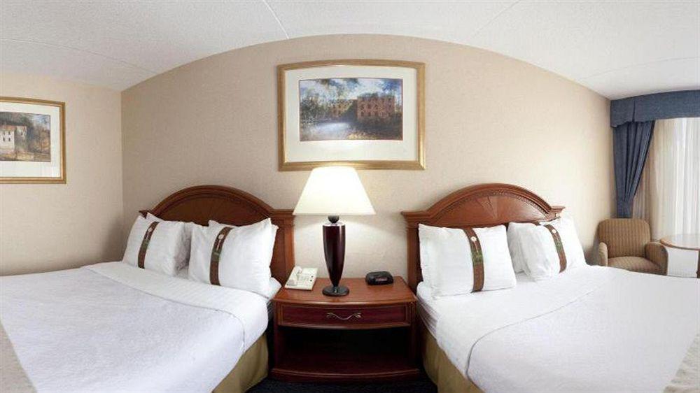 Days Hotel By Wyndham Williamsburg I-64 Екстериор снимка