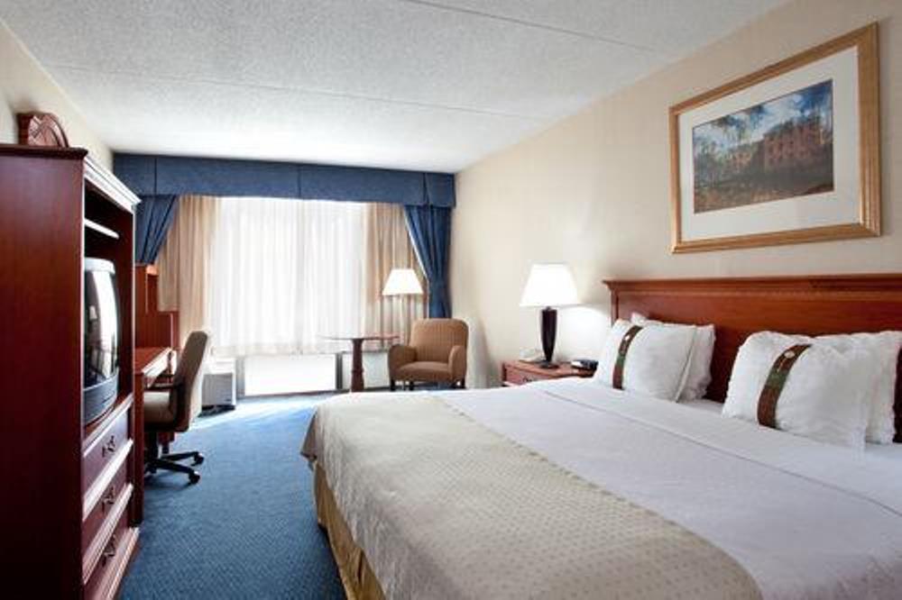 Days Hotel By Wyndham Williamsburg I-64 Екстериор снимка