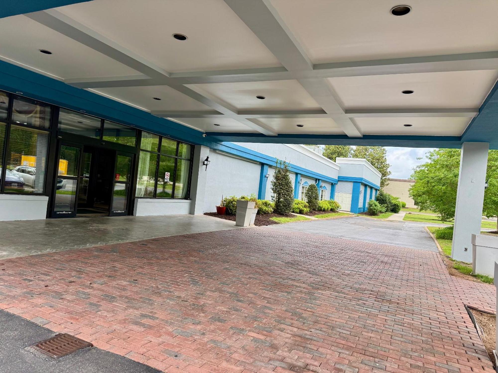 Days Hotel By Wyndham Williamsburg I-64 Екстериор снимка