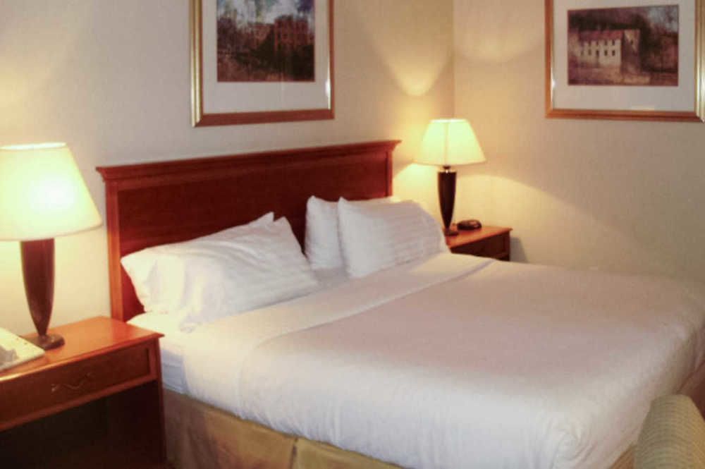 Days Hotel By Wyndham Williamsburg I-64 Екстериор снимка